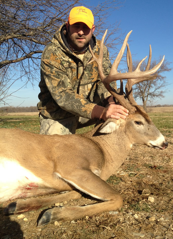 200 Pound Buck Havested Central Plains Outfitters LLC Kansas
